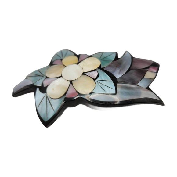 Vintage Lee Sands Mother of Pearl Inlay Flower Brooch, 4" Wide - Picture 10 of 10